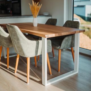 Der Esstisch München vereint modernes Design und schöne Handwerkskunst. ☕️😉 #handmade #morawood #handwerkskunst